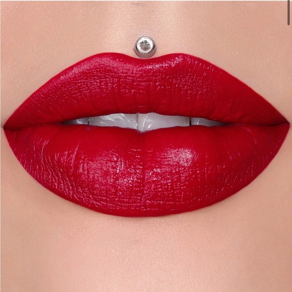 Jeffree Star Other - Jeffree Star Velvet Trap RedRum